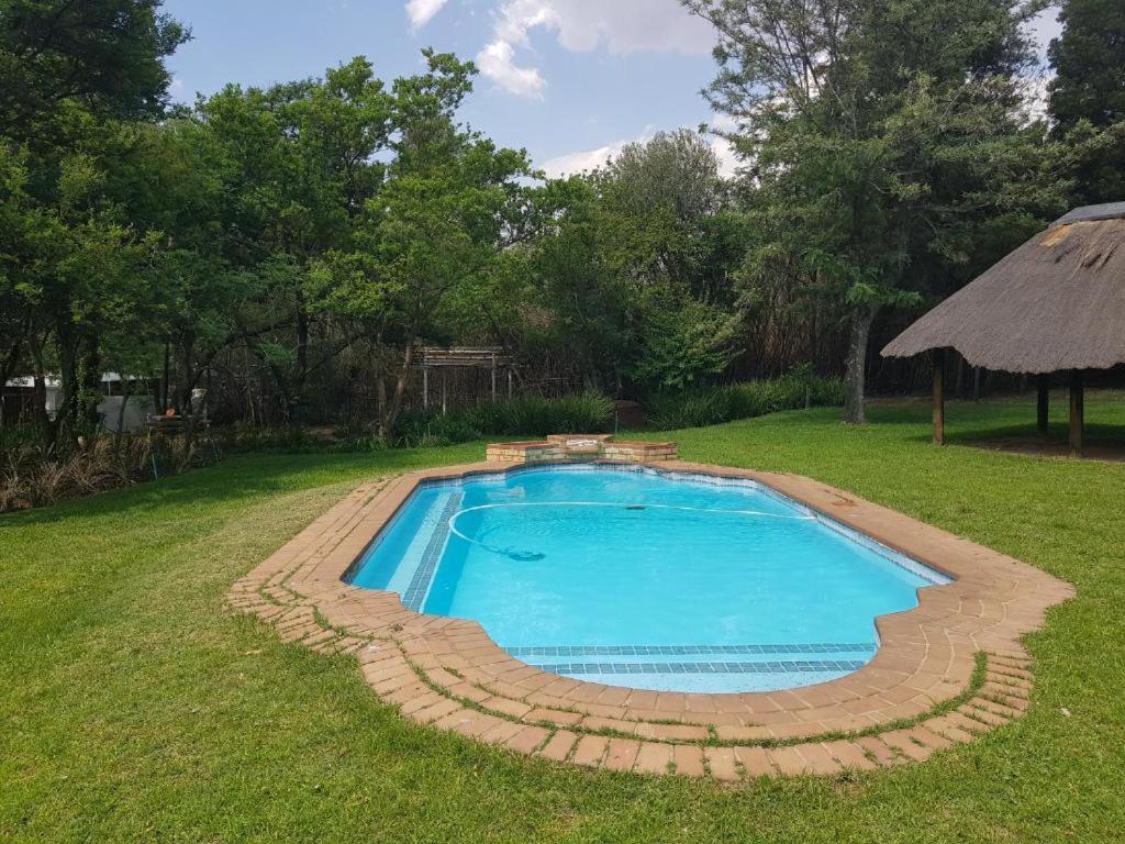 Lodge & Massage Spa Midrand Exterior photo